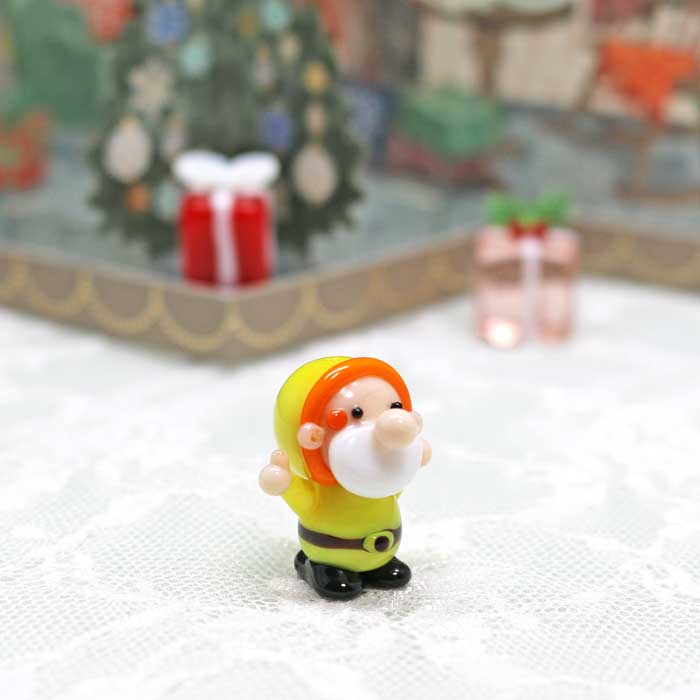 楽天市場】ガラス細工 小人さん(黄色) 小人 コビト こびと 冒険 物語