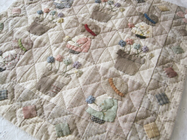 楽天市場】スーちゃんのミニタペストリー お花がいっぱい パッチワーク