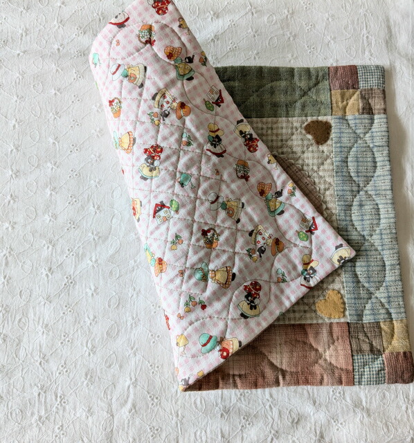 楽天市場】パッチワーク完成品 スーちゃんとビリー君のミニ