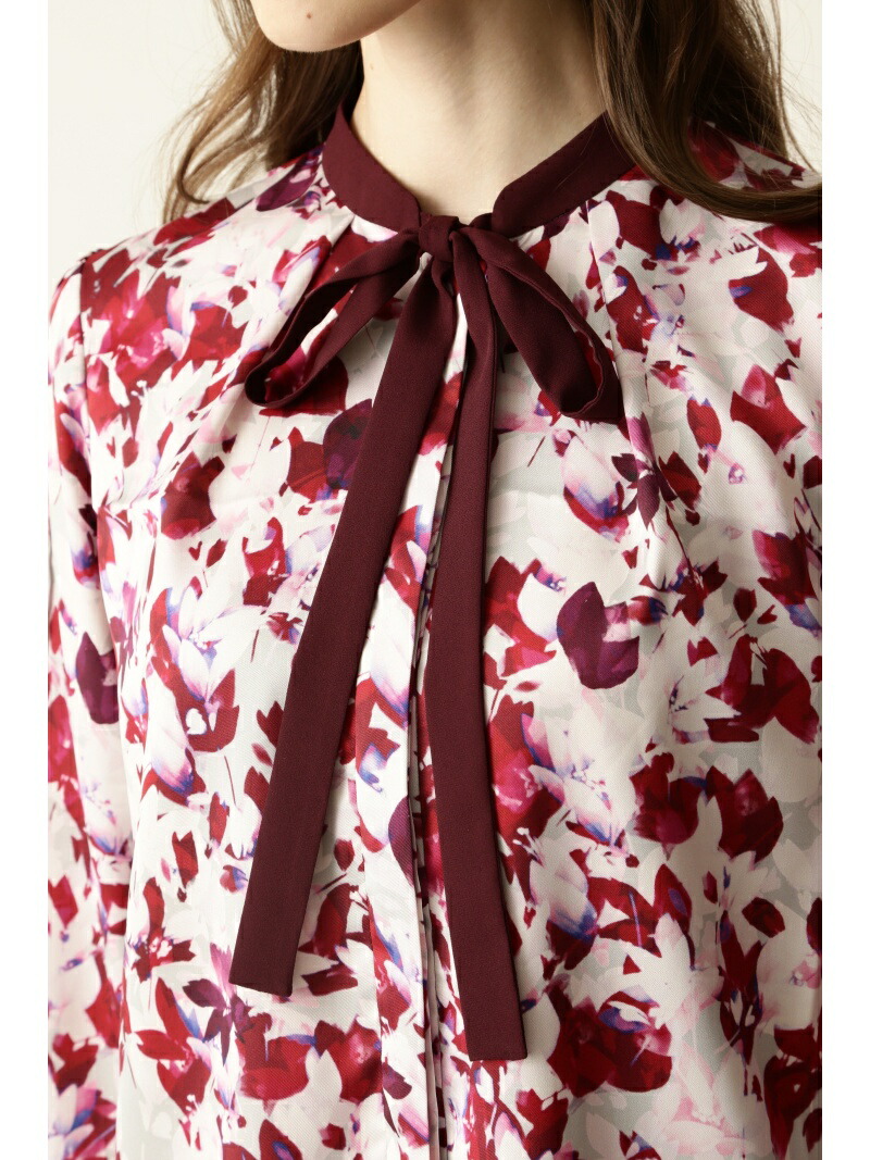 楽天市場】【SALE／60%OFF】◇グラフィカルフラワープリントブラウス