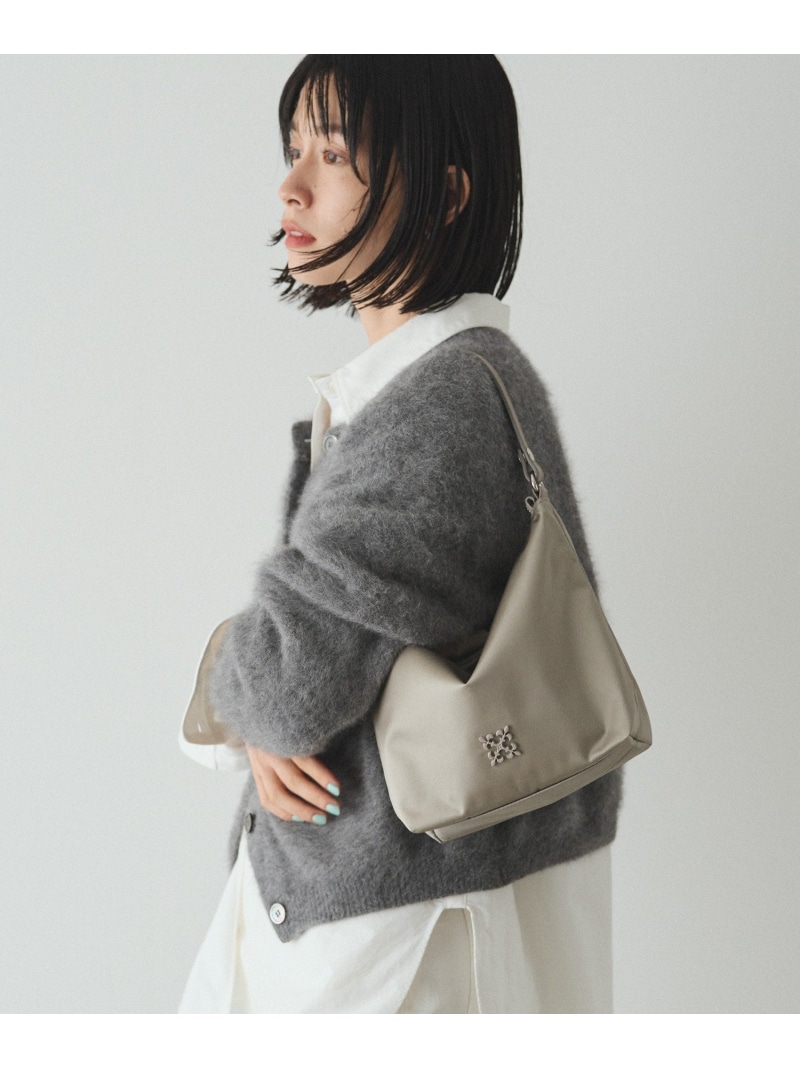 楽天市場】クラウズナイロンシンプルショルダーバッグ russet ラシット
