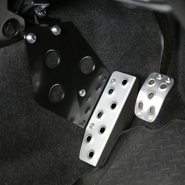 楽天市場】ジムニーJB64, JB74用 アピオ製 MTドライバーズフットレスト