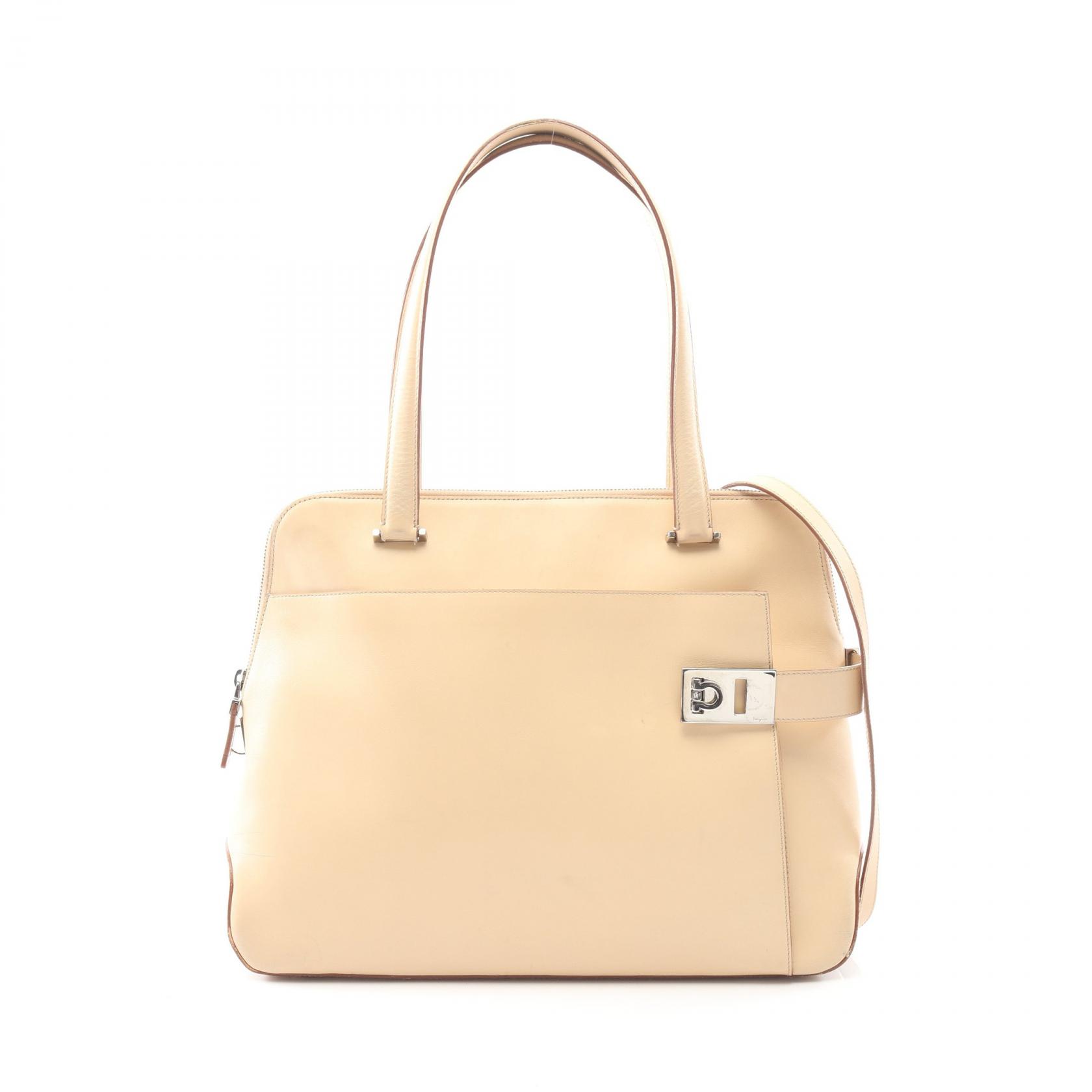 楽天市場】フェラガモ ガンチーニ サフィアーノの通販