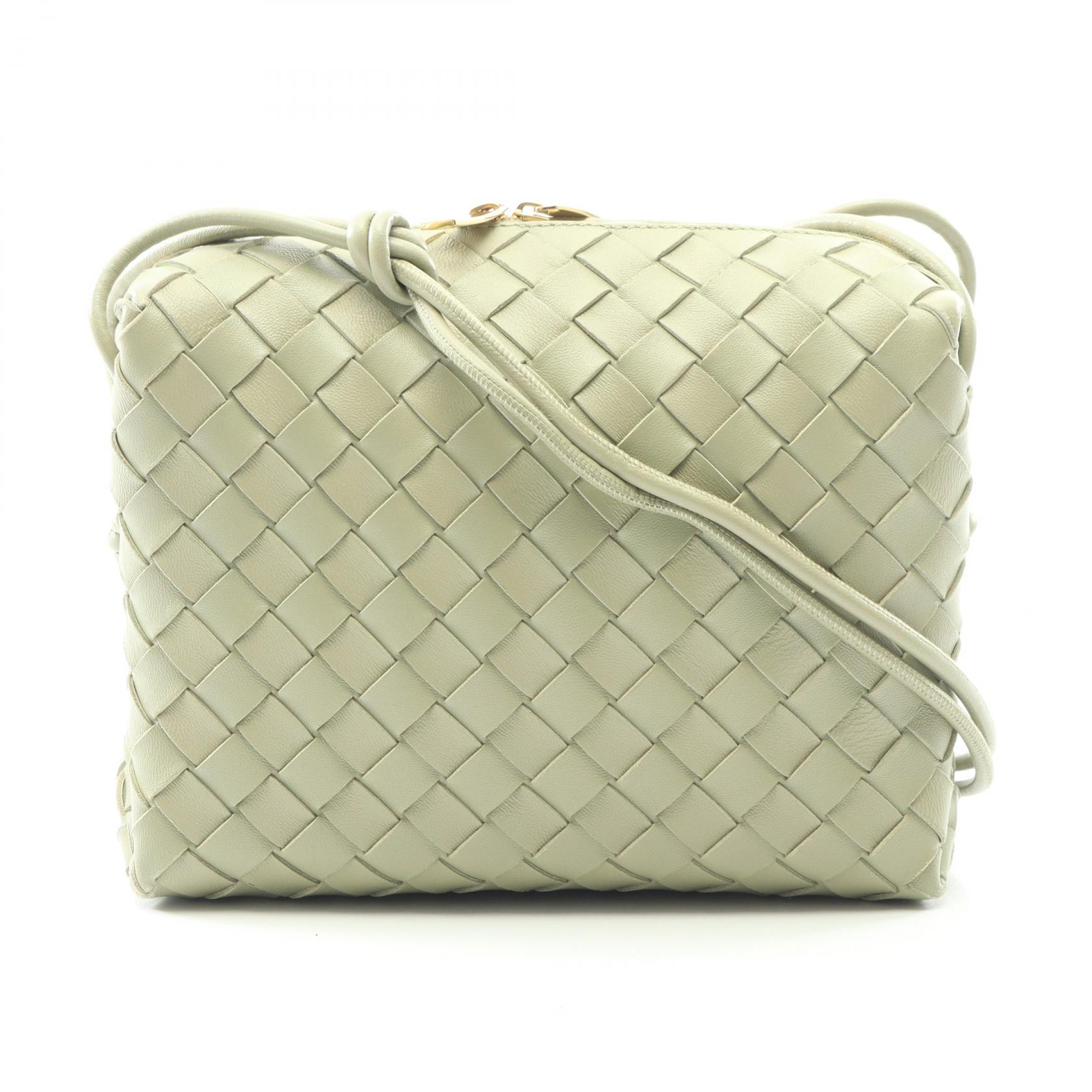 楽天市場】カメラバッグ レザー（ブランドボッテガ・ヴェネタ