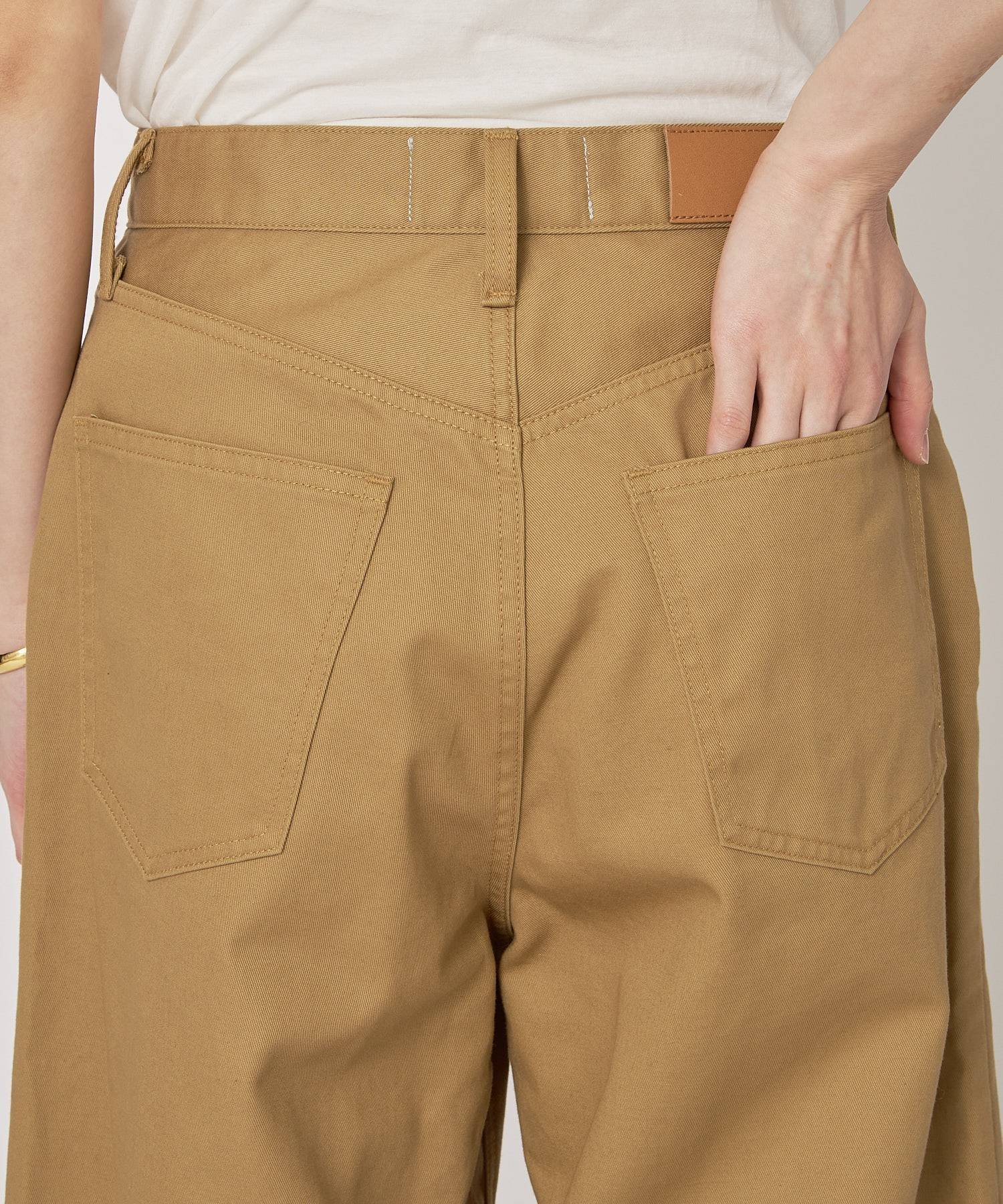 カレンソロジーの名品“チノカーヴィーパンツ 38 Curensology（カレンソロジー） チノパン /「＆RC」チノカーヴィー