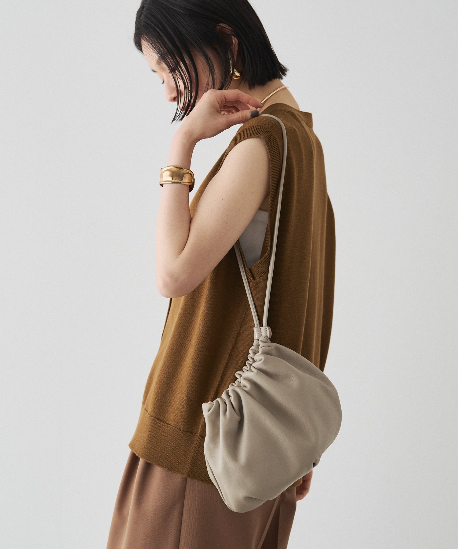 russet｜レザー巾着4WAYショルダーバッグ | Rakuten Fashion(楽天