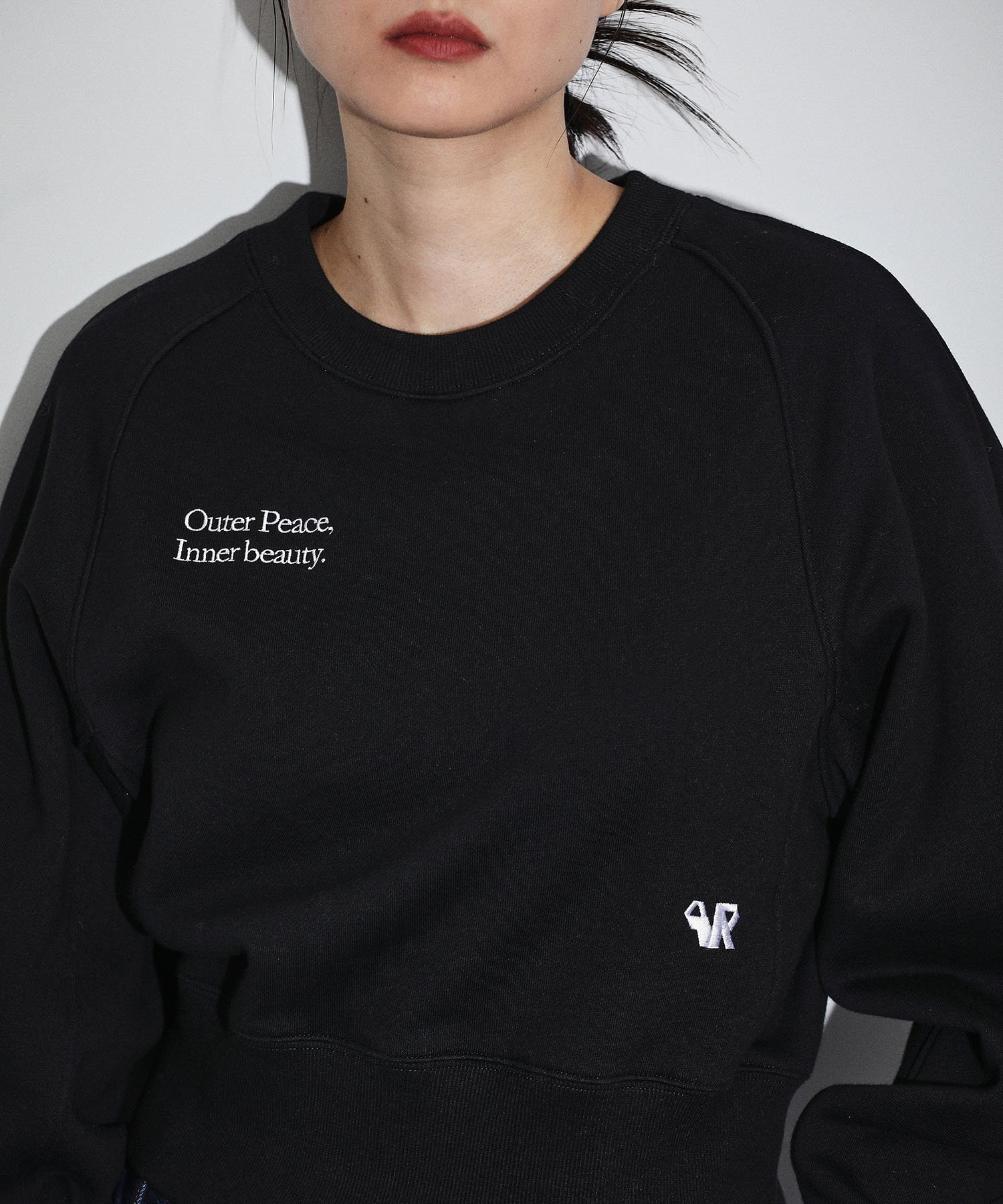 ADAM ET ROPE'｜【サステナブル】クロップドスウェット | Rakuten