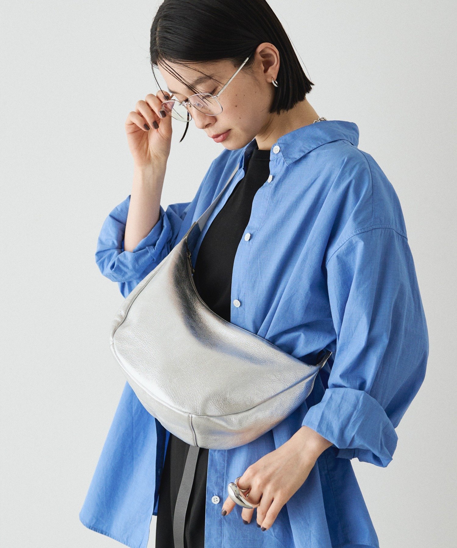 russet｜ソフトレザーラウンドショルダーバッグ[silver] | Rakuten