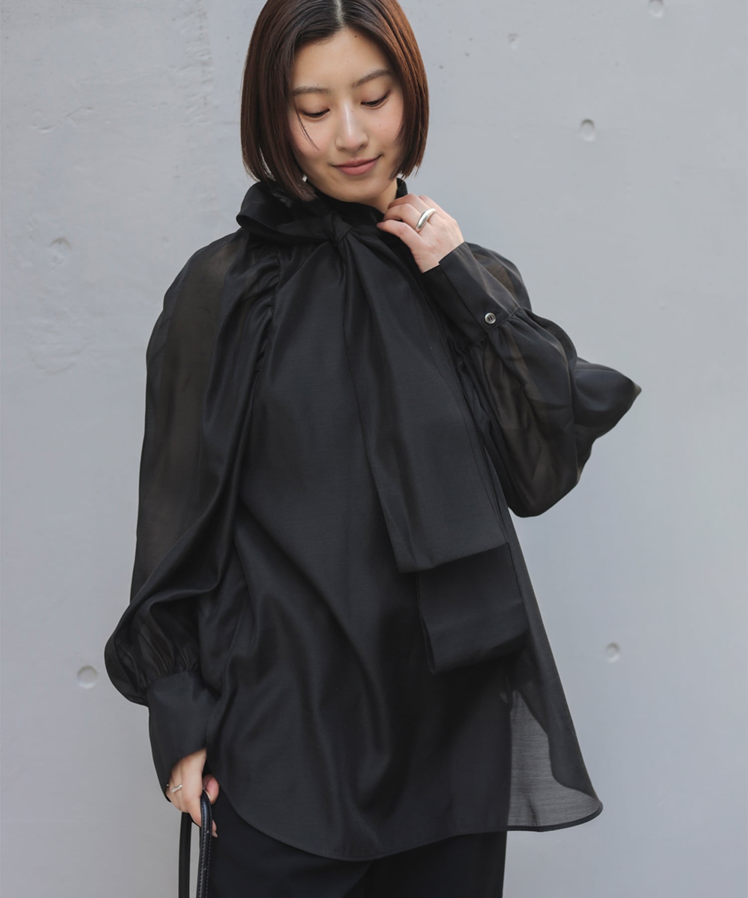 Demi-Luxe BEAMS｜【ビームスの百名品】オーガンジー リボンブラウス