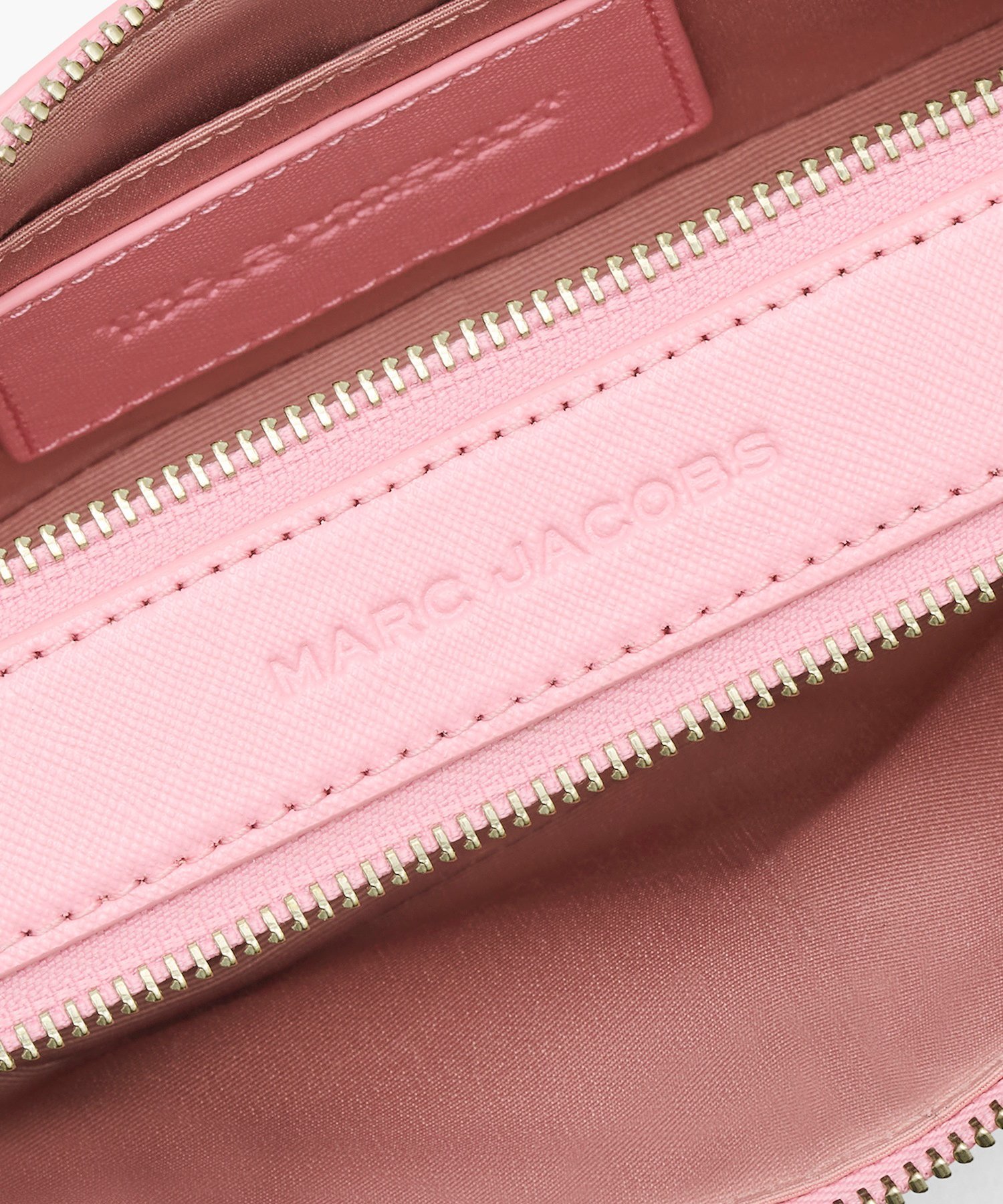 MARC JACOBS(マーク ジェイコブス)｜【公式】THE SNAPSHOT/ザ スナップ