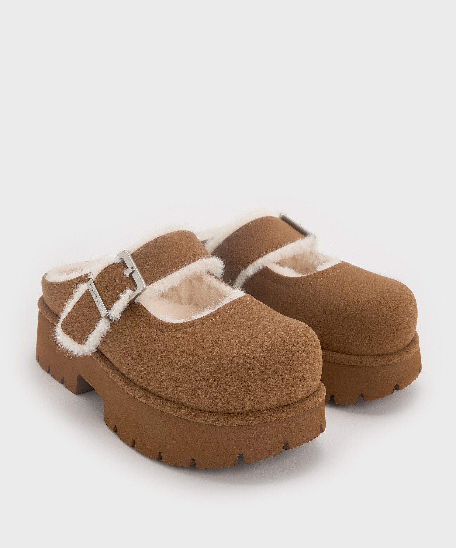 CHARLES & KEITH｜Bergen ベルゲン テクスチャーファートリムバックル