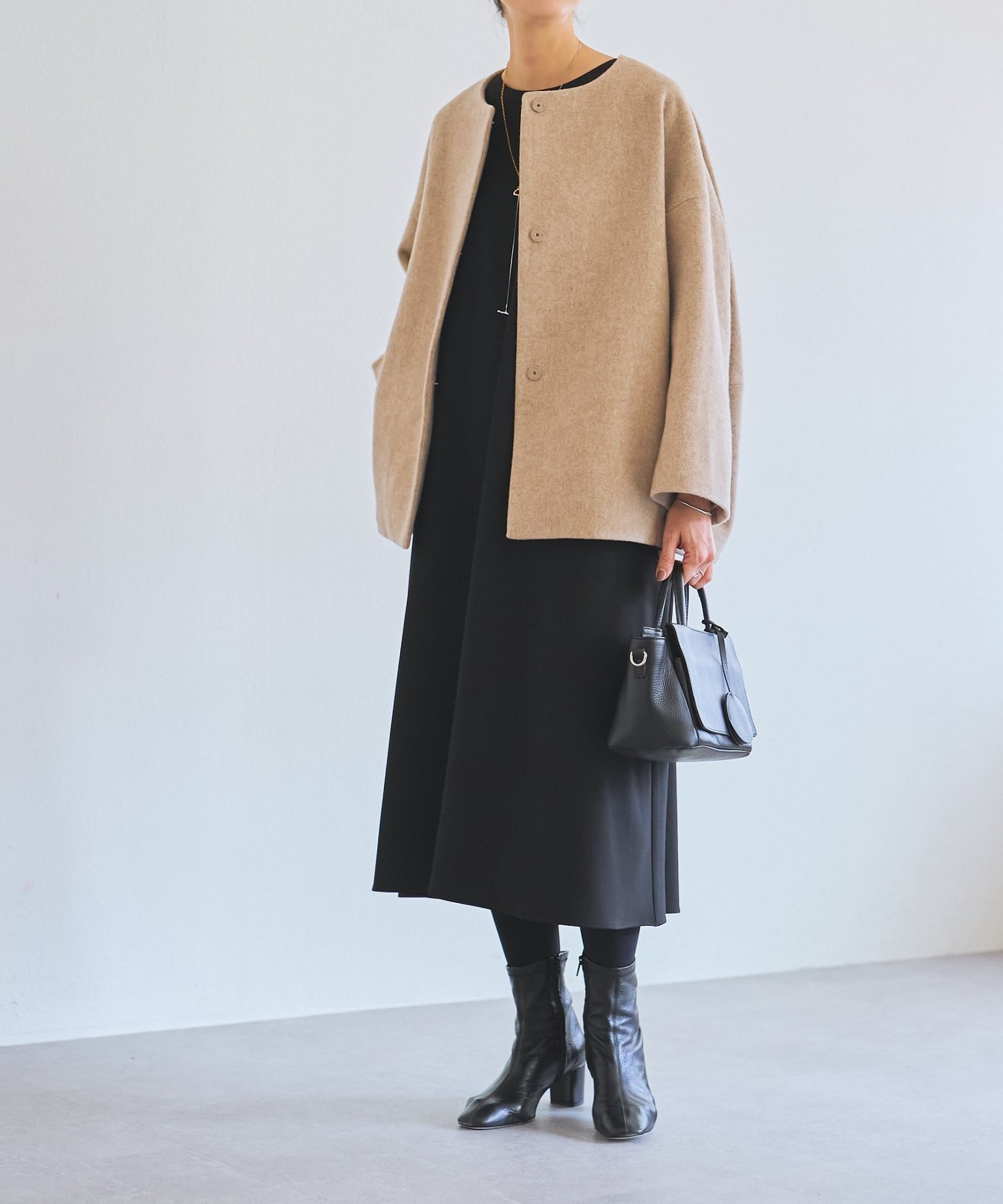 BEARDSLEY｜後ろぷっくりウールショートコート | Rakuten Fashion(楽天