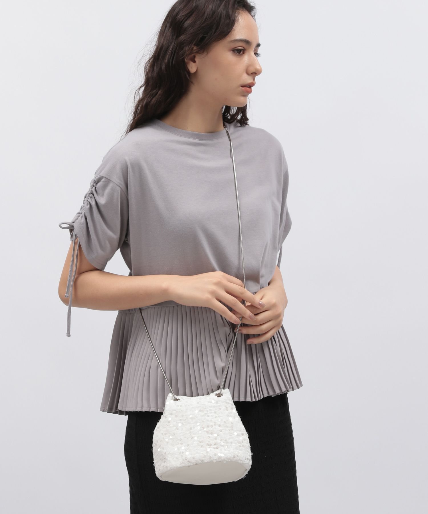 LAKOLE｜スパンコール巾着ショルダーバッグ | Rakuten Fashion(楽天