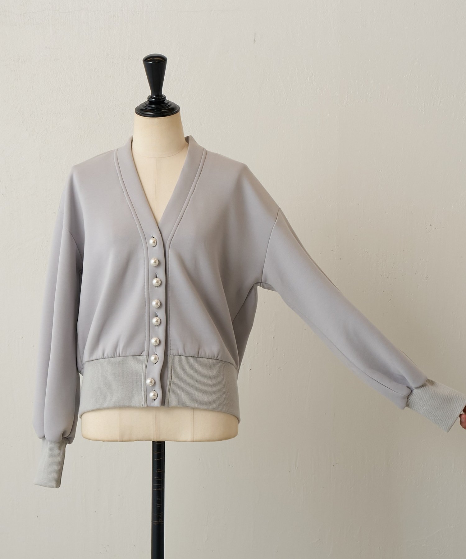 BEARDSLEY｜パール釦ダンボールカーディガン | Rakuten Fashion(楽天