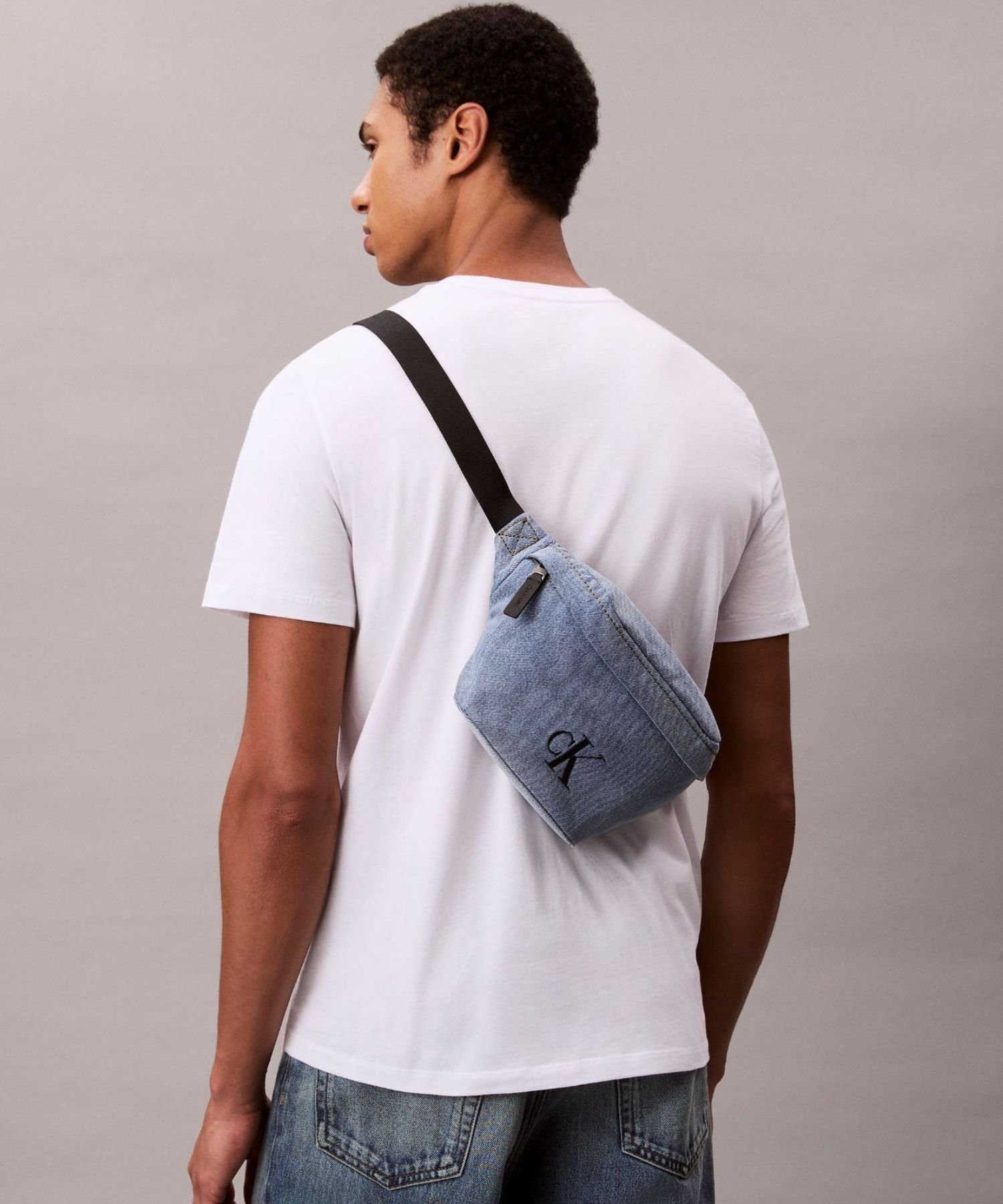 楽天市場】ボディバッグ・ウエストポーチ（ブランドカルバンクライン