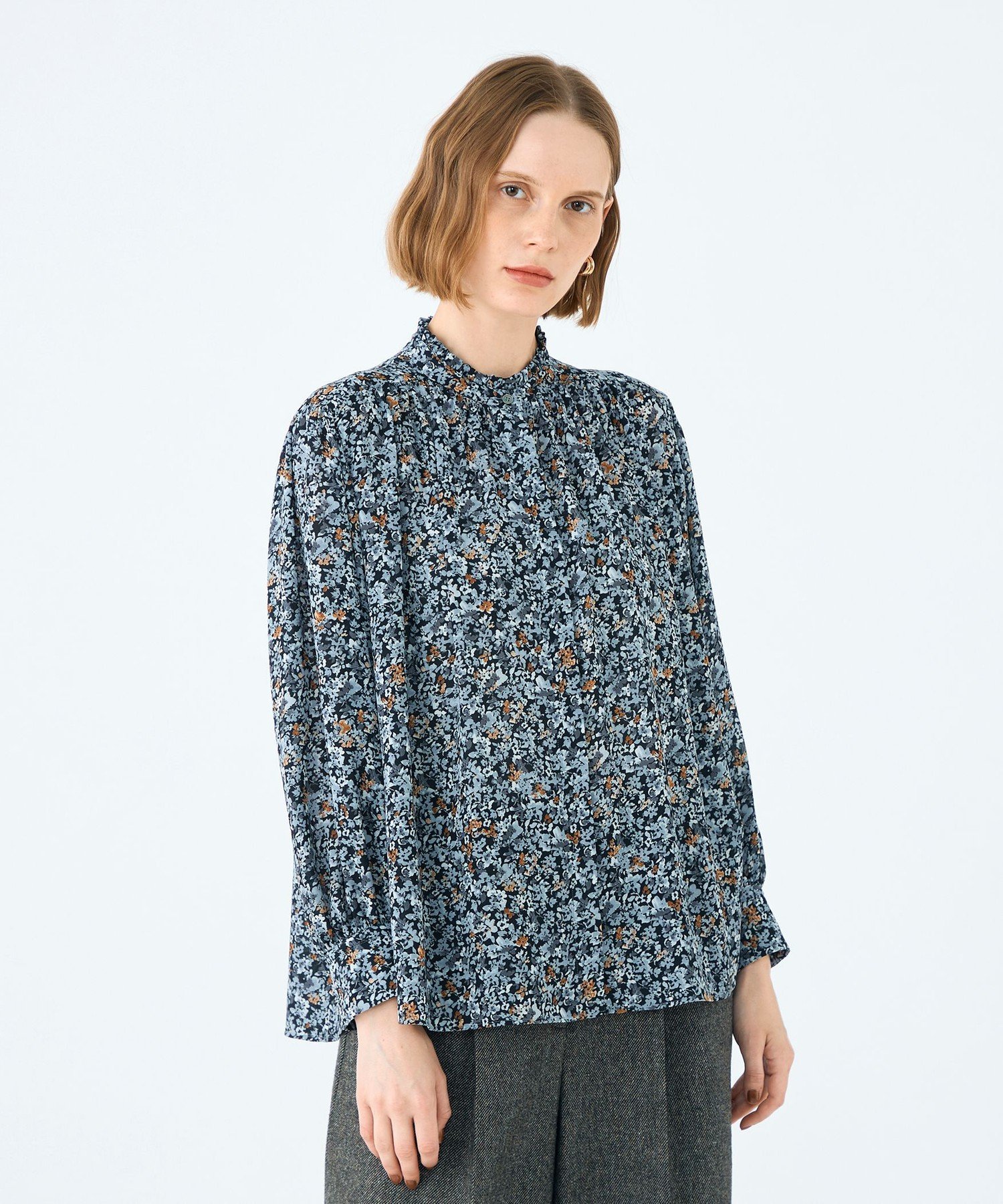 TOMORROWLAND｜ブローフラワープリント フリルブラウス | Rakuten