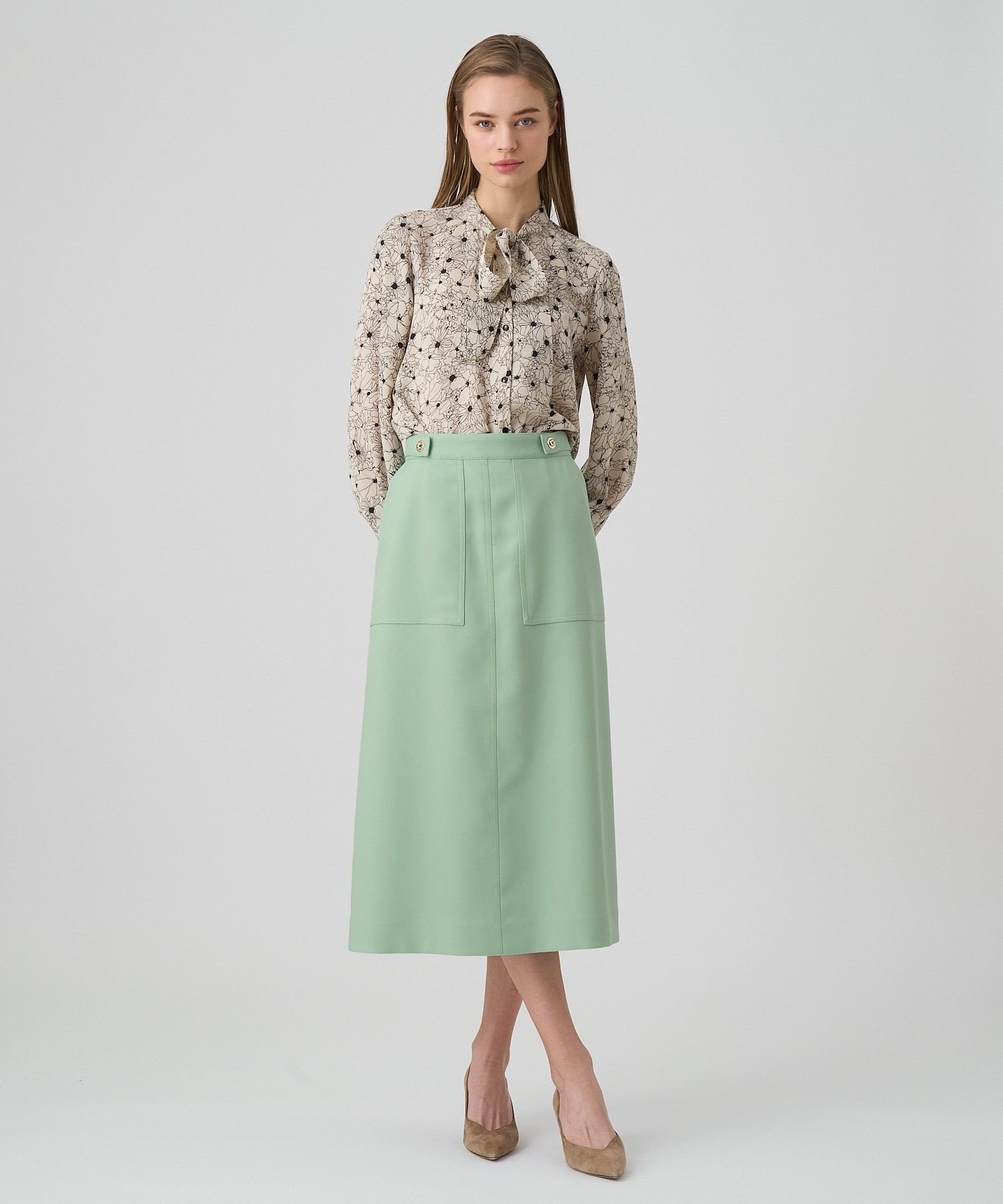 ANAYI｜ドローイングフラワープリントタイブラウス | Rakuten Fashion