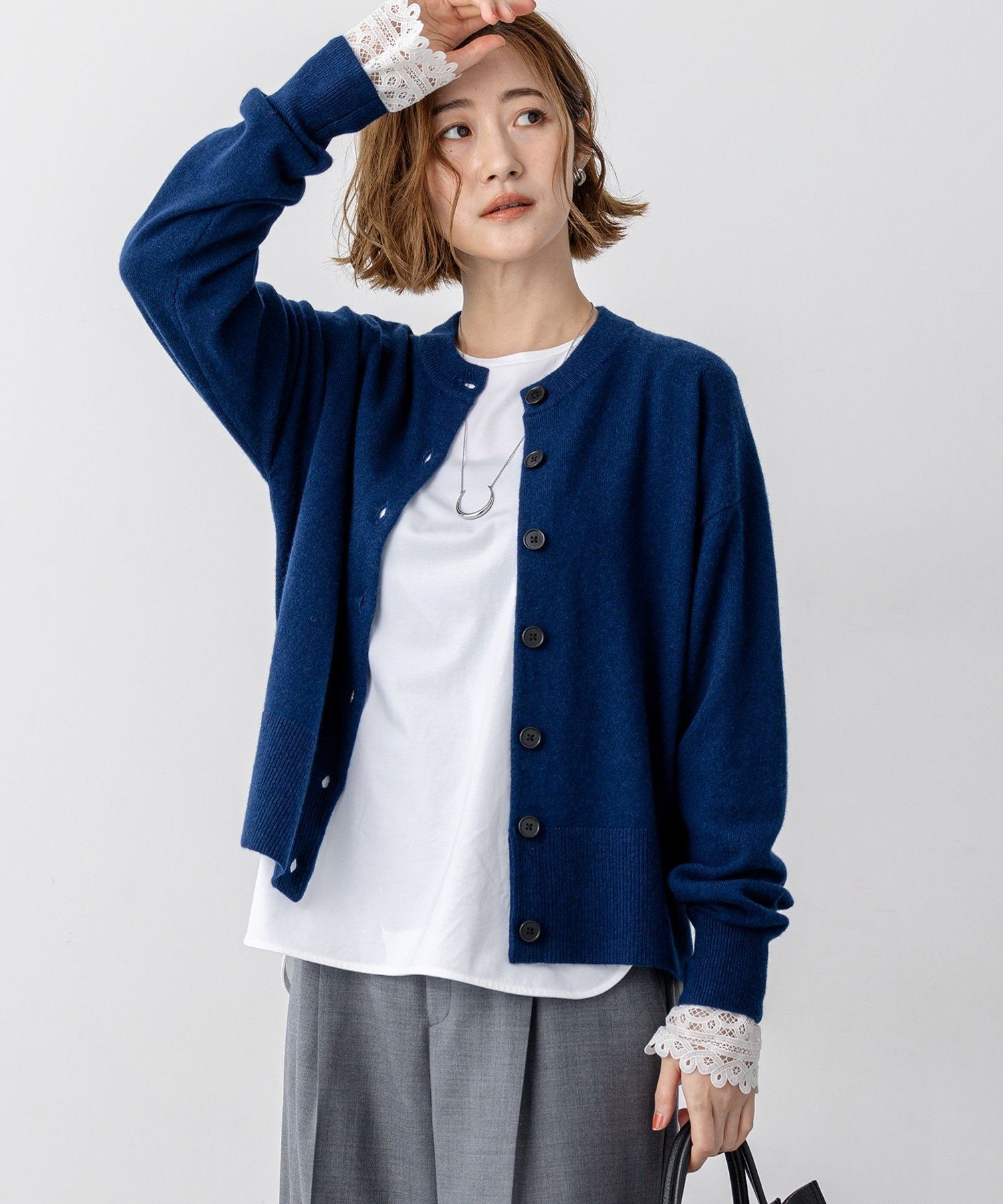 23区｜【見上愛さん着用/STORY掲載】ピュアカシミヤ クルーネック