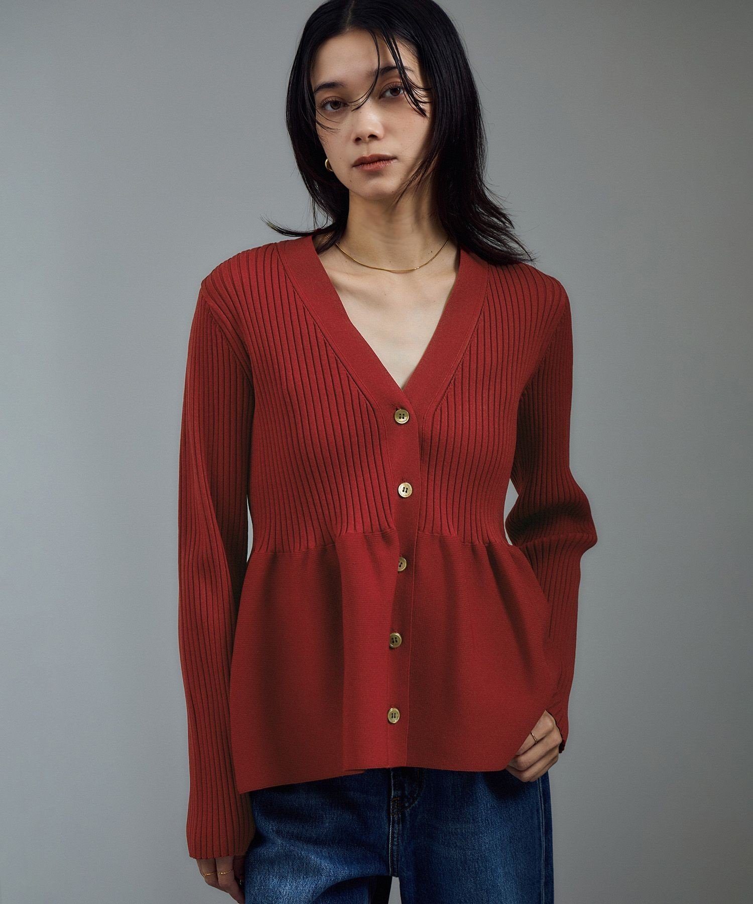 SALON adam et rope'｜【WEB限定】Vネックペプラムカーディガン 2