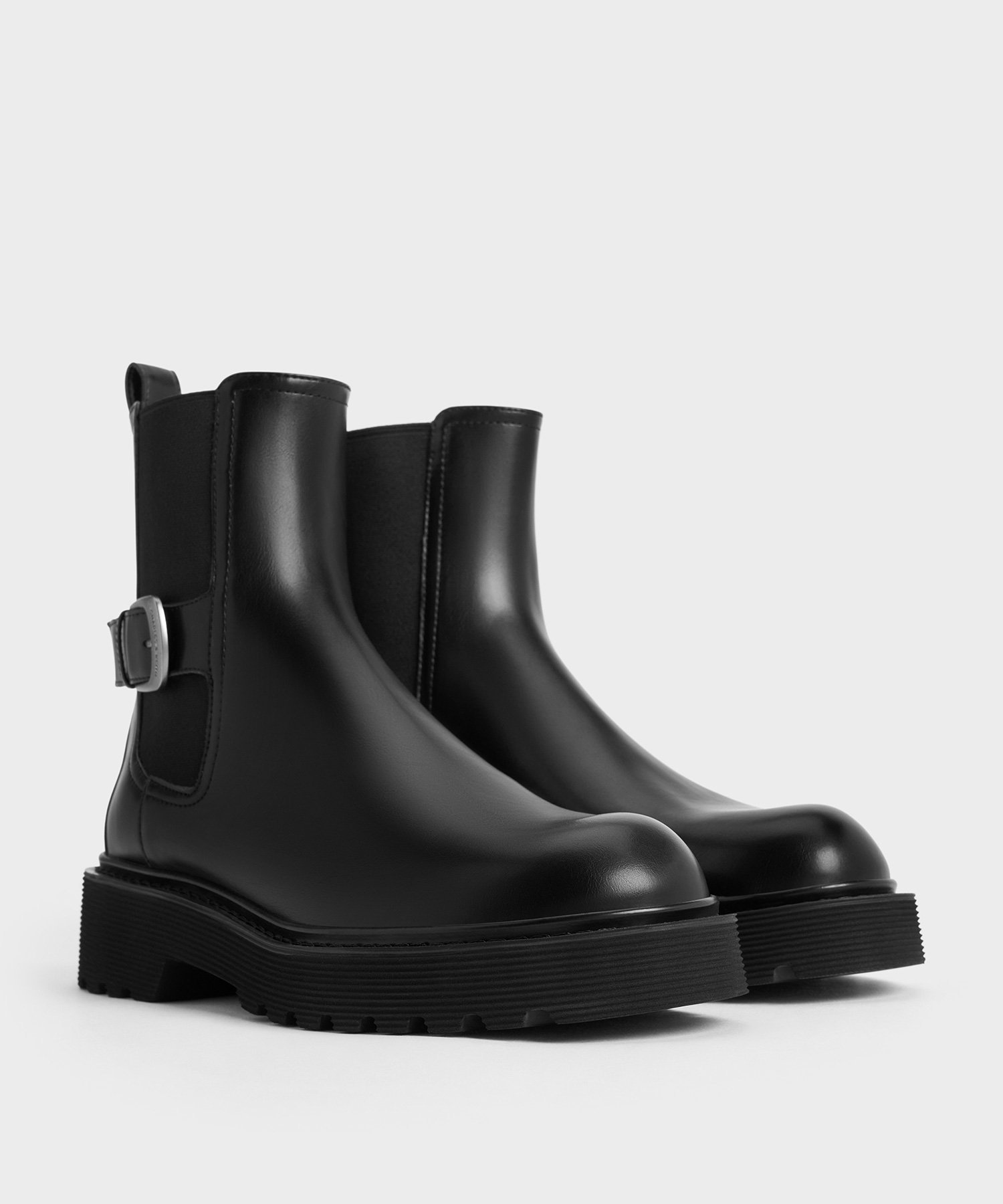 CHARLES & KEITH｜サイドバックル リッジッドソールチェルシーブーツ