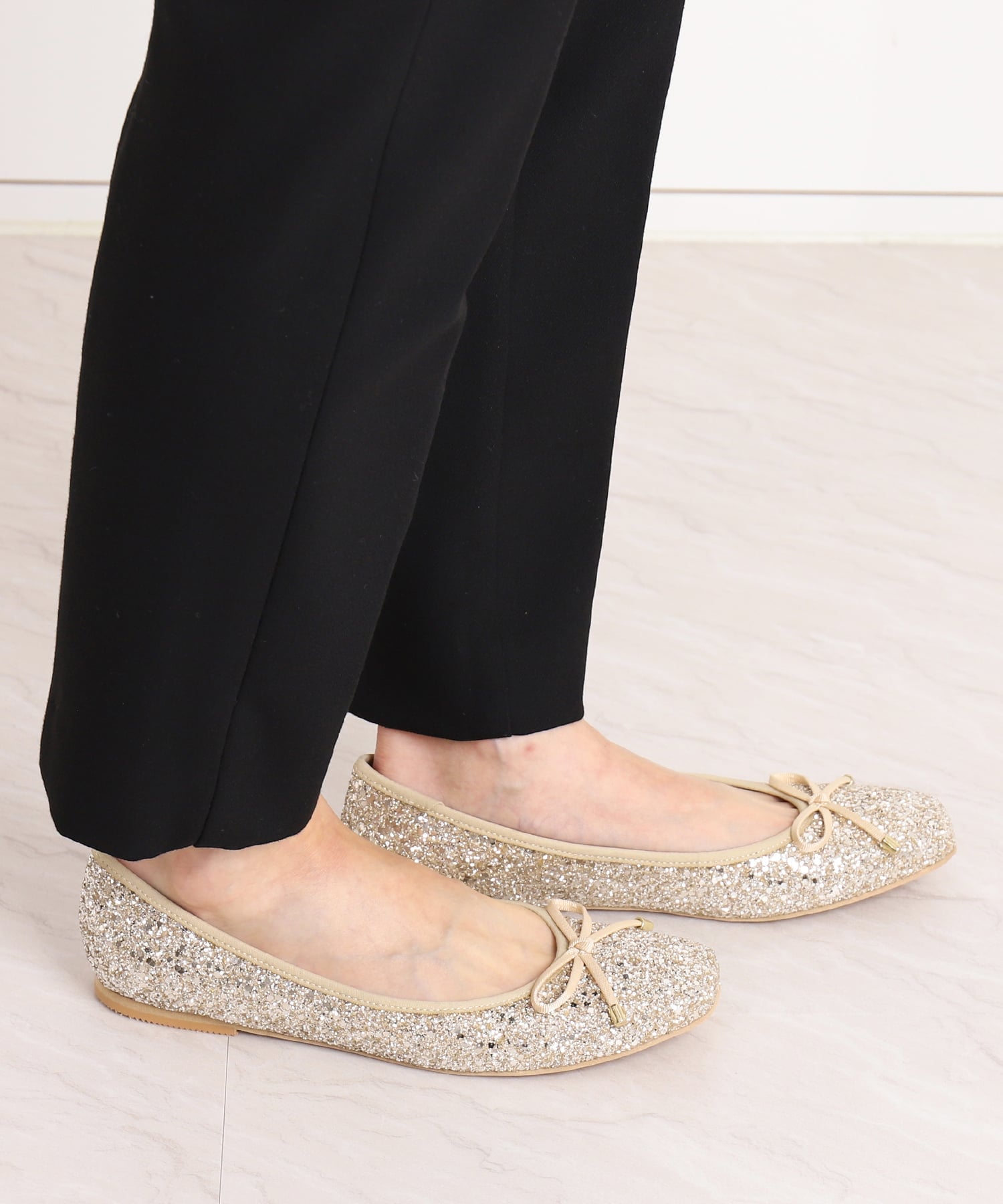 artemis by DIANA｜【片足100g】超軽量スクエアトゥバレエシューズ