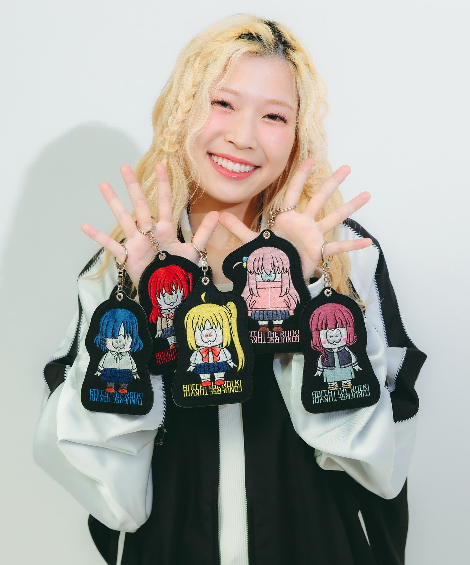 CONVERSE TOKYO｜アニメ【ぼっち・ざ・ろっく!】【HUMAN ROBOT