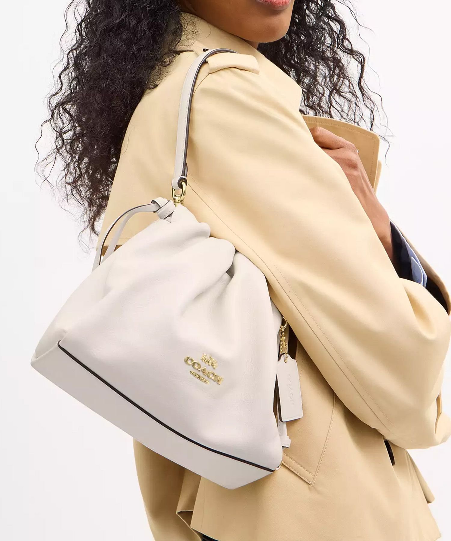 COACH OUTLET｜【公式】フェイ ドローストリング バッグ | Rakuten