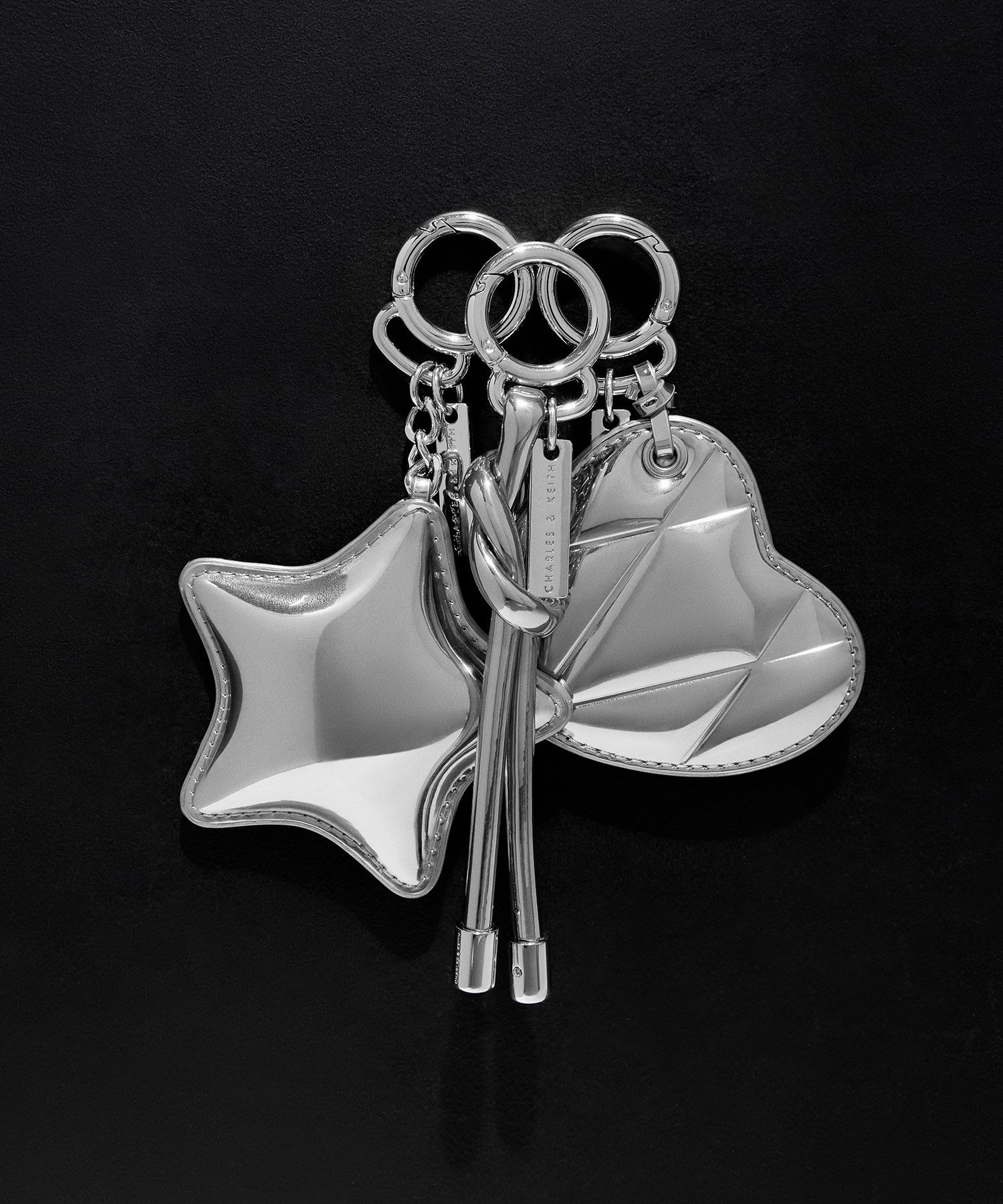 CHARLES & KEITH｜ハートキルト ミラーチャーム | Rakuten Fashion