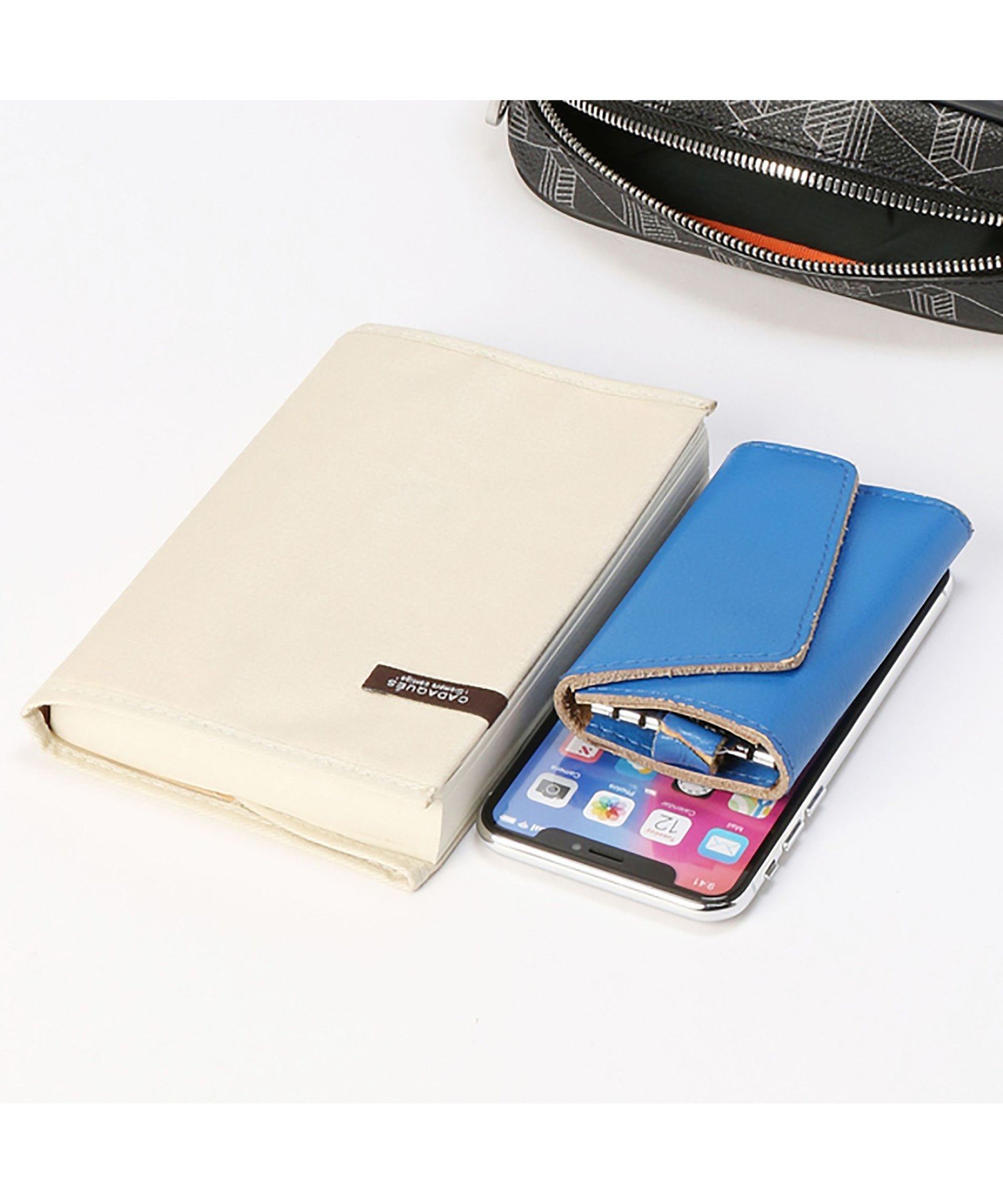 LACOSTE｜ザ ブレンド モノグラムリポーターバッグ / ショルダーバッグ