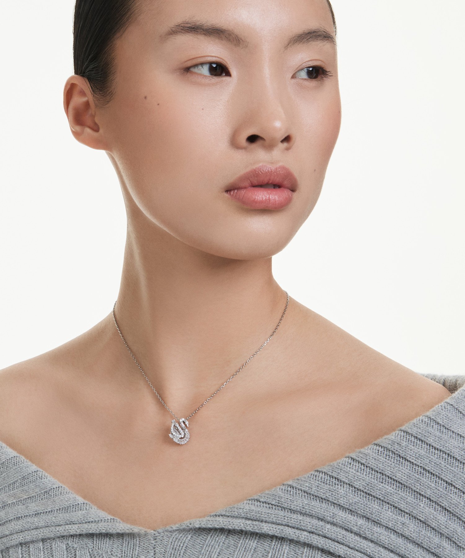 SWAROVSKI｜【公式】【スワロフスキー】Swan ペンダント, ミックス