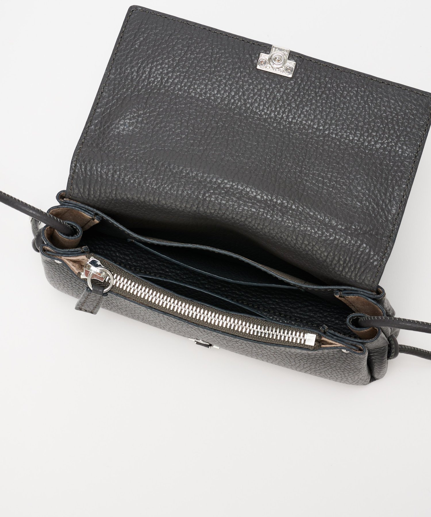 IACUCCI｜アバ ウォレットショルダー CERVO | Rakuten Fashion(楽天