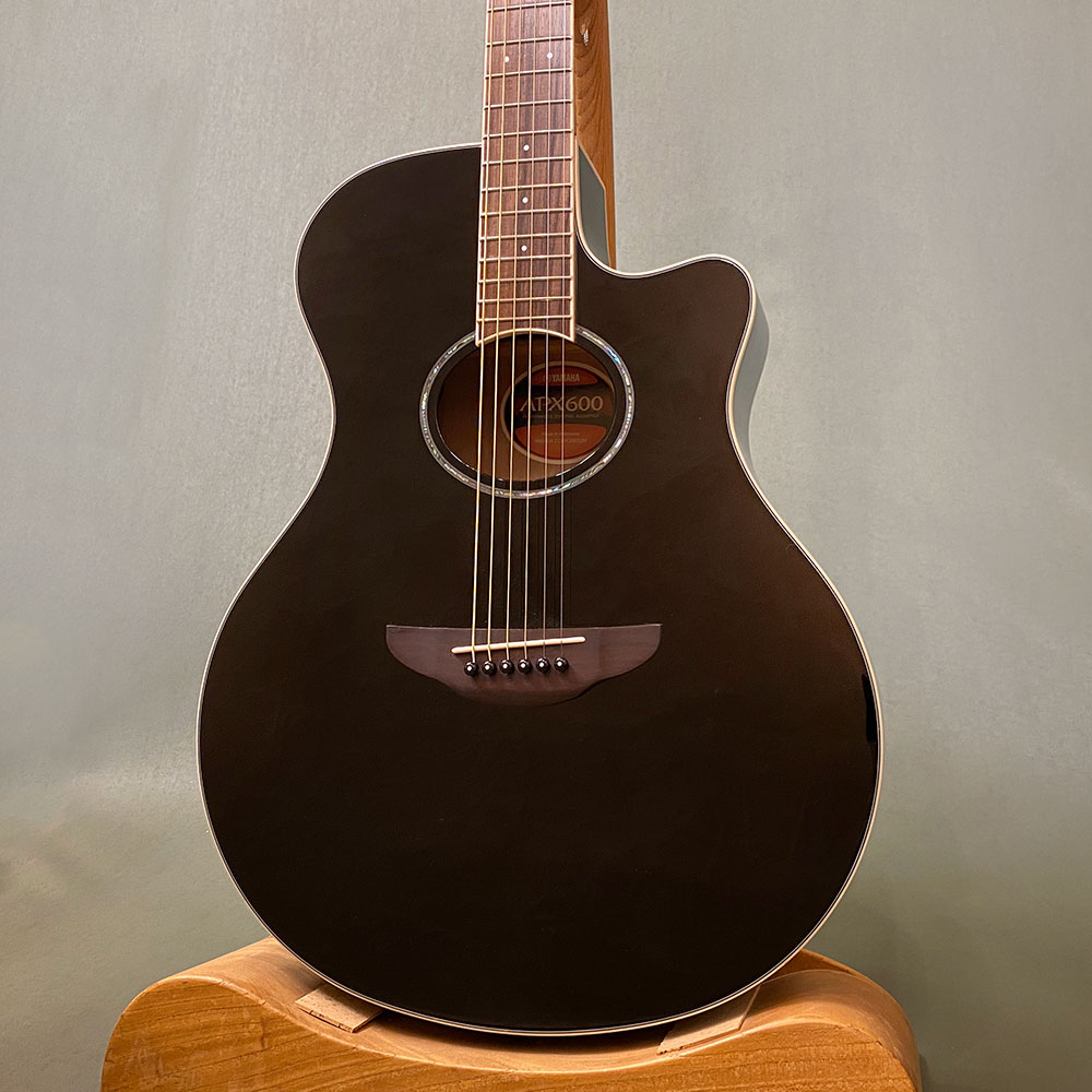 楽天市場】【新品】ヤマハ エレアコ YAMAHA APX600 BLK ブラック 自宅