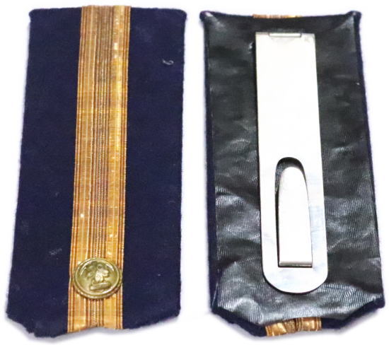 楽天市場】旧日本軍 海軍 肩章 尉官 兵曹長 階級章【ゆうパケット発送