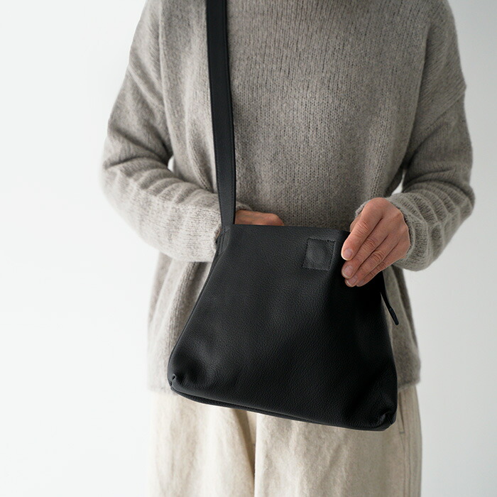 楽天市場】ATELIER 4.5 アトリエ 4.5 レザー ショルダー バッグ A-006