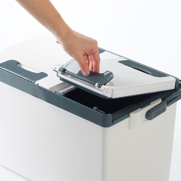 楽天市場】釣り クーラーボックス 20L 【日本製】 palau（パラオ）#200