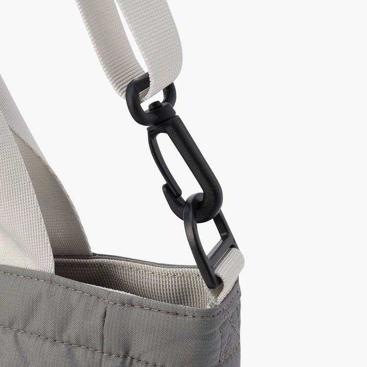 楽天市場】【365日出荷対応】 ブリーフィング ゴルフ ラウンドバッグ