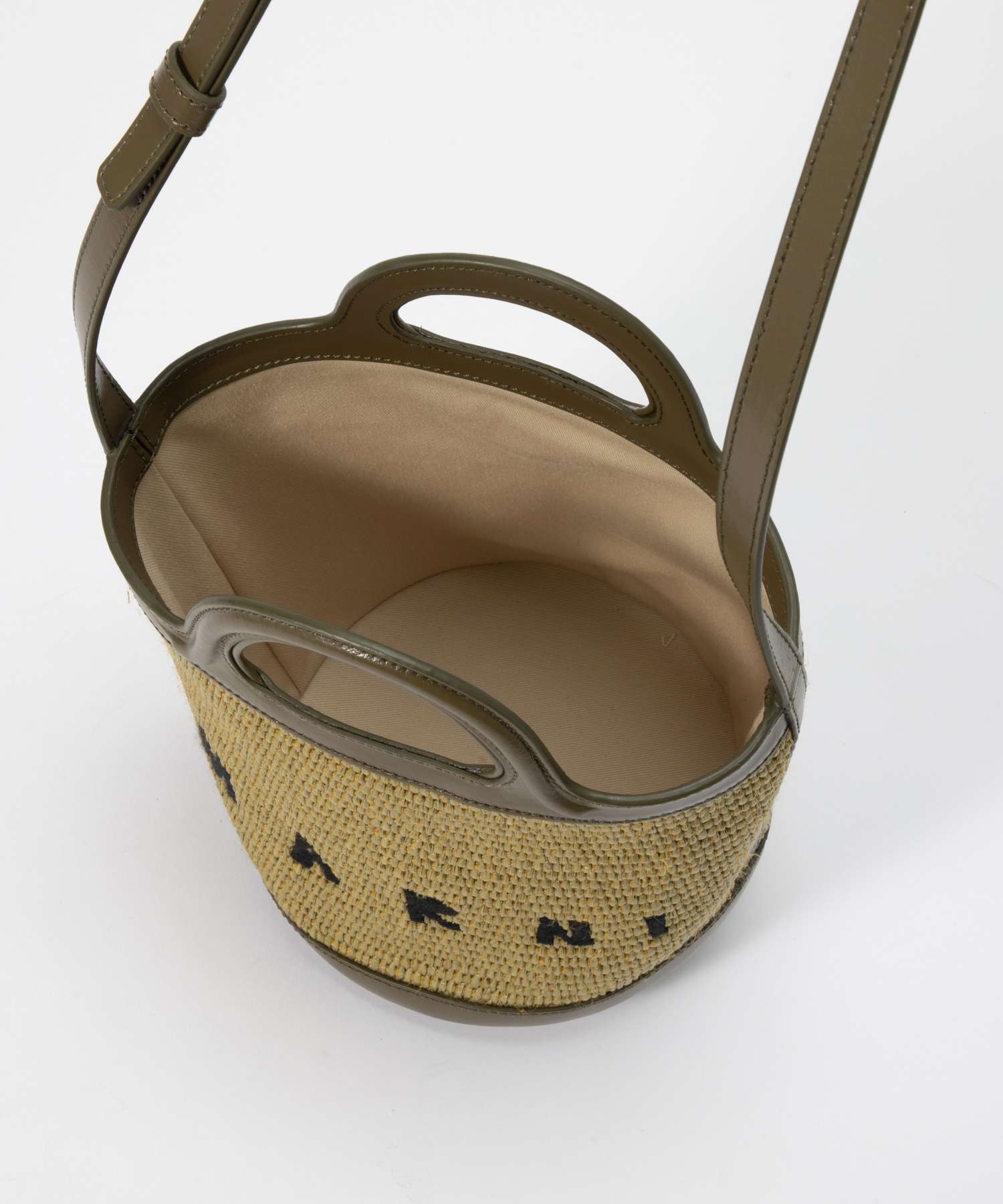 楽天市場】マルニ MARNI SCMP0056Q1 P3860 ショルダーバッグ かご