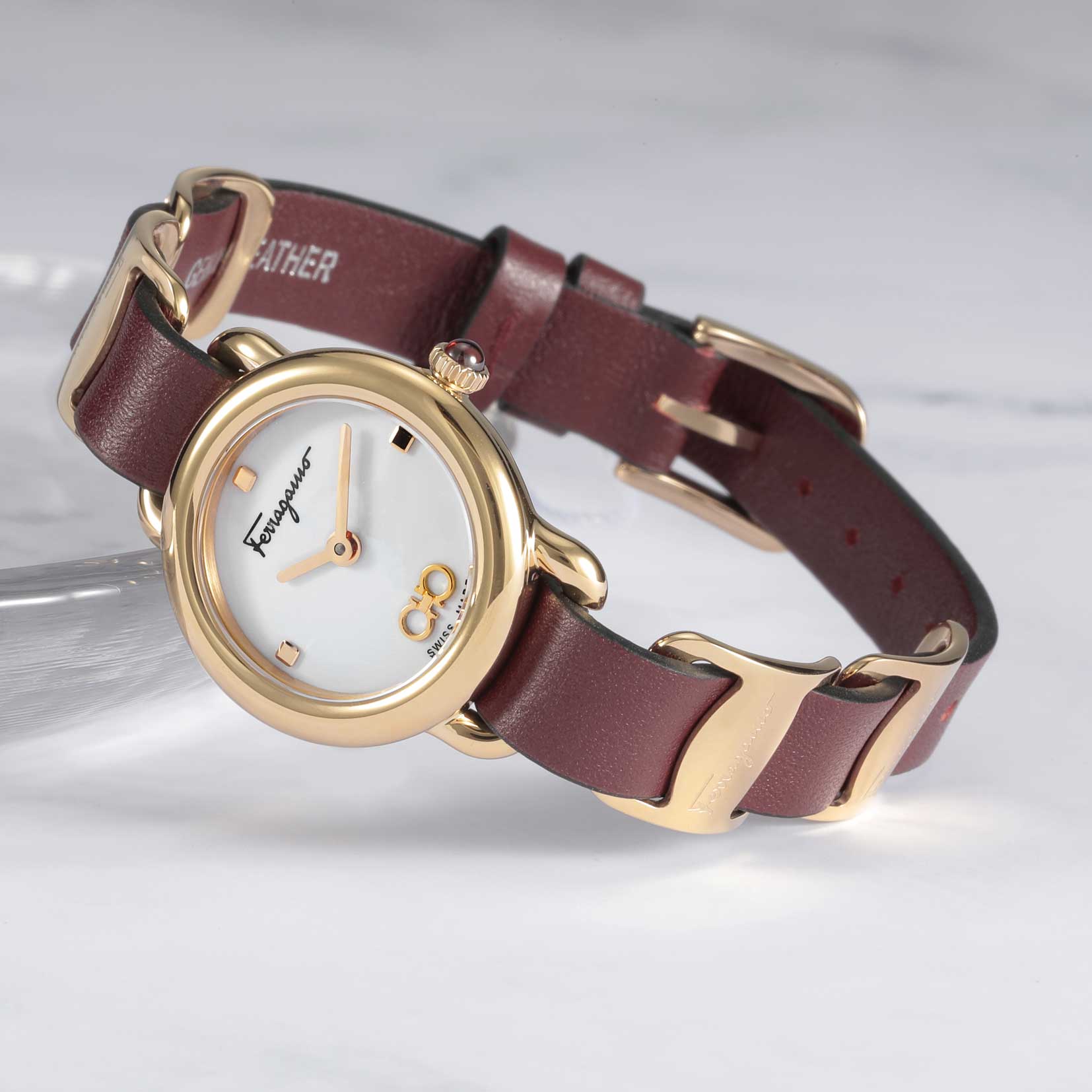 楽天市場】フェラガモ Ferragamo レディース 時計 VARINA バリナ