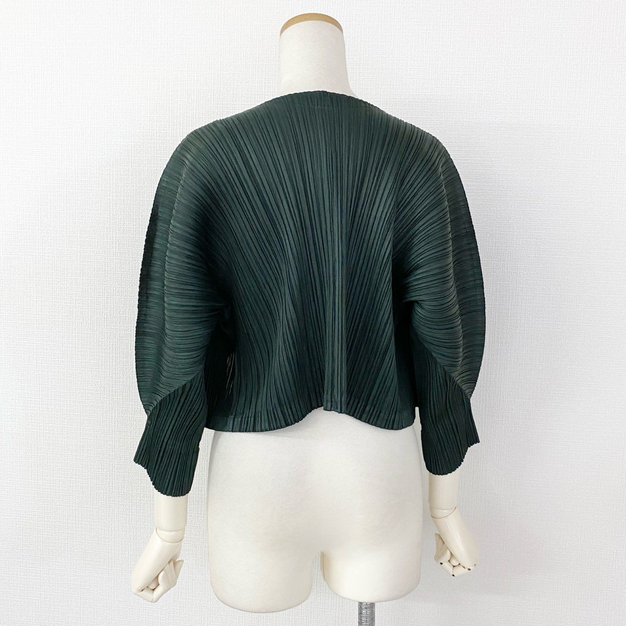 楽天市場】PLEATS PLEASE プリーツプリーズ イッセイミヤケ プリーツ