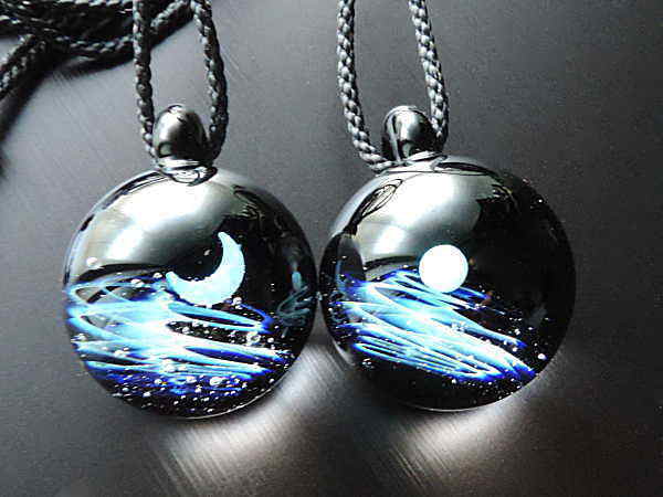 楽天市場】1点物、三日月オパール入り 宇宙ガラス 宇宙ガラス