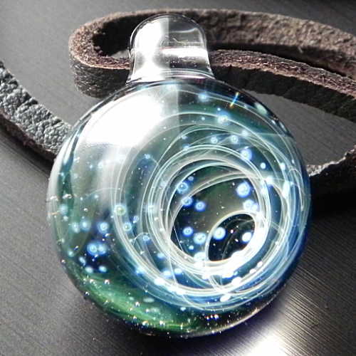 楽天市場】1点物、ガラスネックレス 銀河 メンズネックレス ガラス