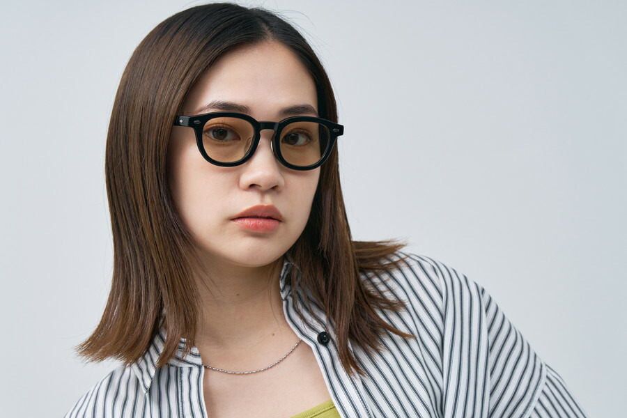 楽天市場】|ウェリントン型 サングラス（ブラック） Zoff AOI IHARA