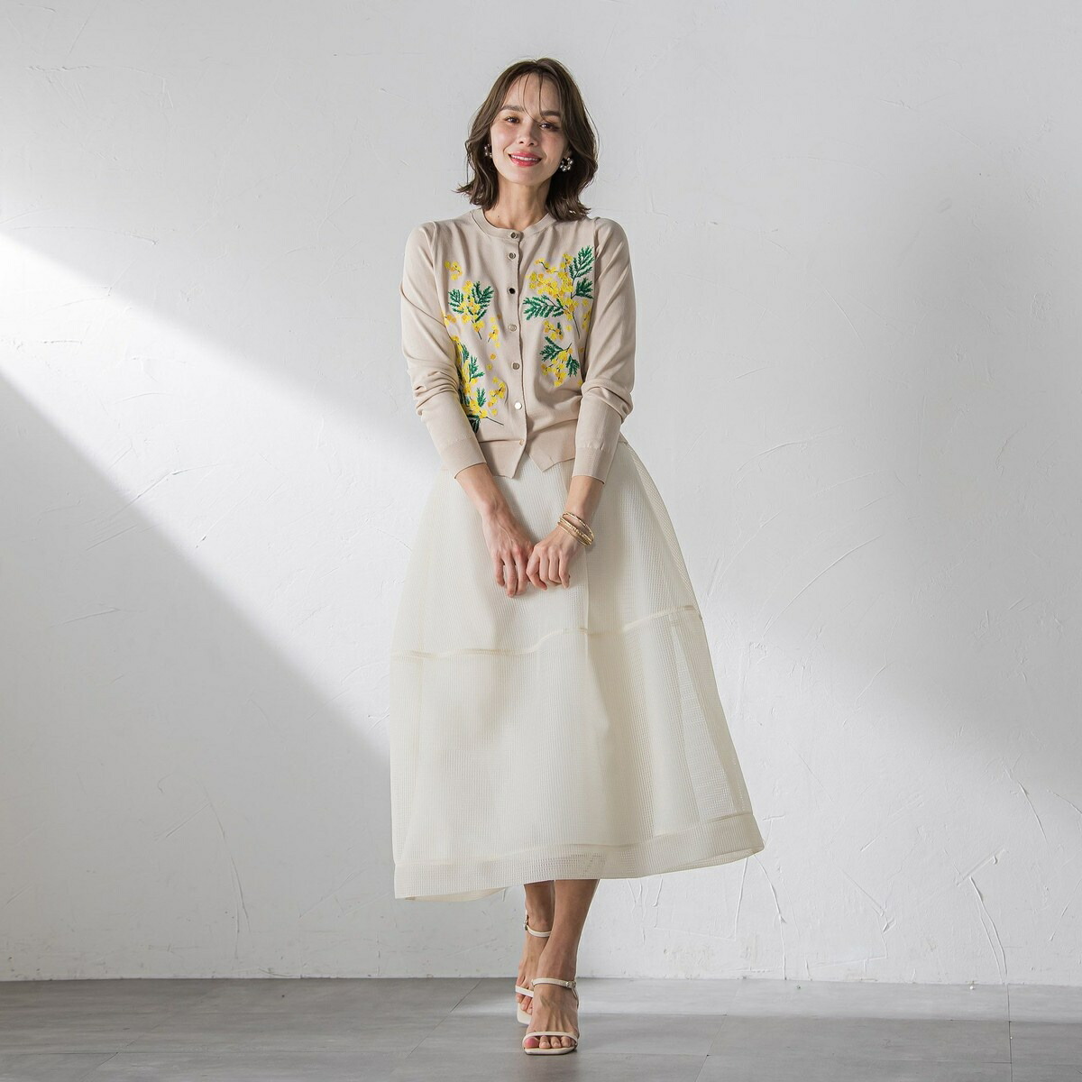 楽天市場】ミモザ刺繍カーディガン≪手洗い可能≫／ビアッジョブルー