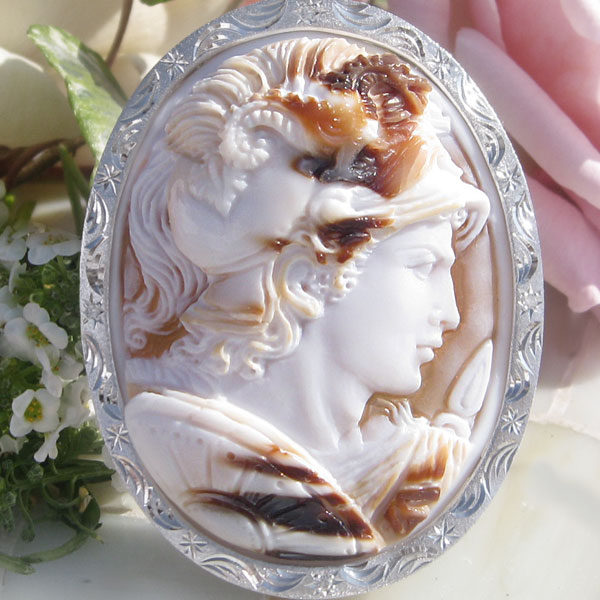 楽天市場】Giuseppe Tesoriere作 シェルカメオ 天然ダイヤモンド0.04ct