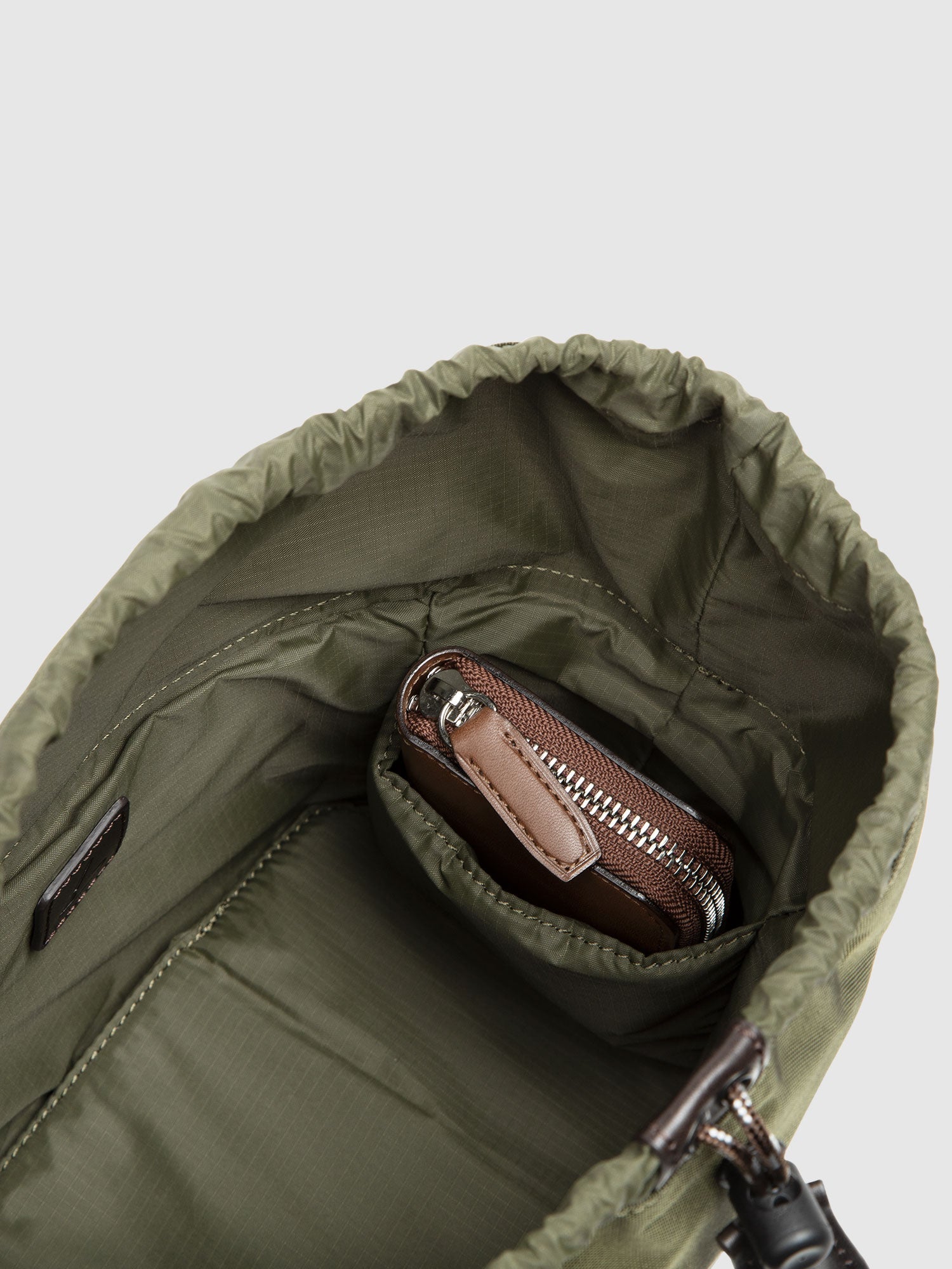 ザ・シーンズ カメラバッグ – ショルダーバッグ – 土屋鞄製造所