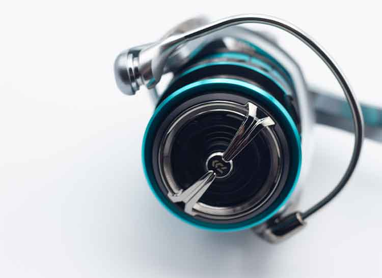 18 エメラルダス エア LT3000S-CXH-DHのスペックとインプレ | 釣りクラウド