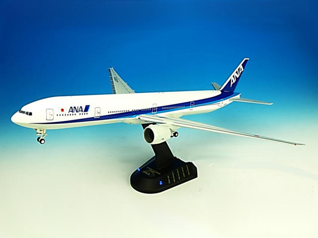 804202 イワヤ （KB独占） 1/200 ANA サウンドジェット B777-300ER