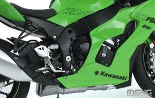 1/9 カワサキ Ninja ZX-10RR(塗装済みバージョン)【MENMT-008s