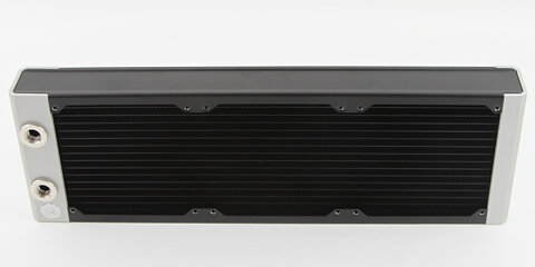 EK-Quantum Surface P360M Radiator Review - Closer Examination