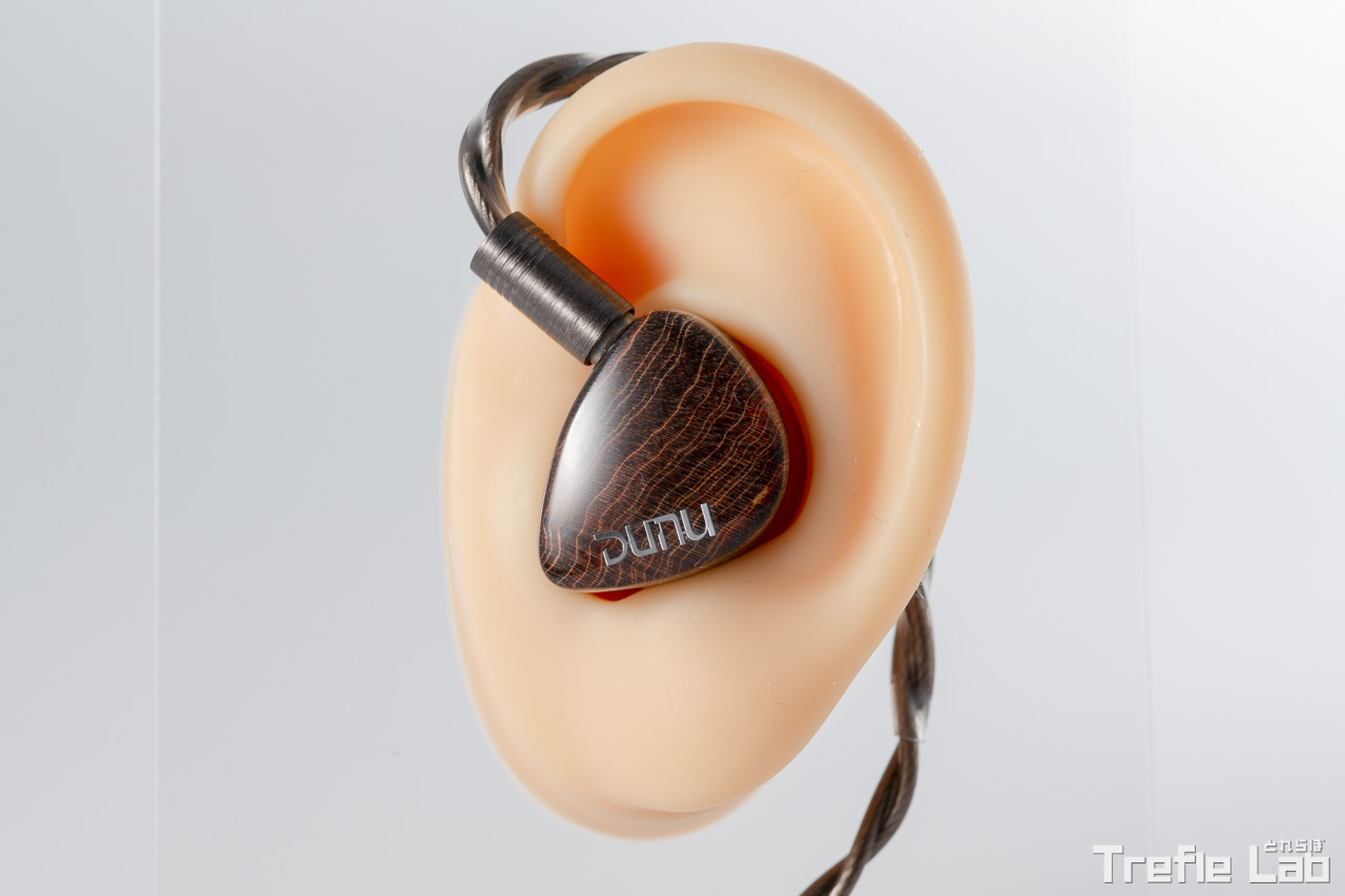 DUNU DaVinci レビュー：人気な理由も頷ける、迫力満点のサウンドを